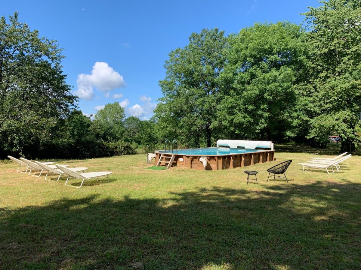 Domaine De La Sabliere Bed & Breakfast Thiviers Dış mekan fotoğraf