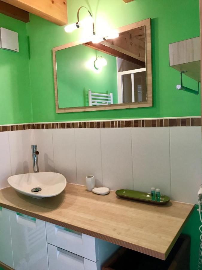 Domaine De La Sabliere Bed & Breakfast Thiviers Dış mekan fotoğraf