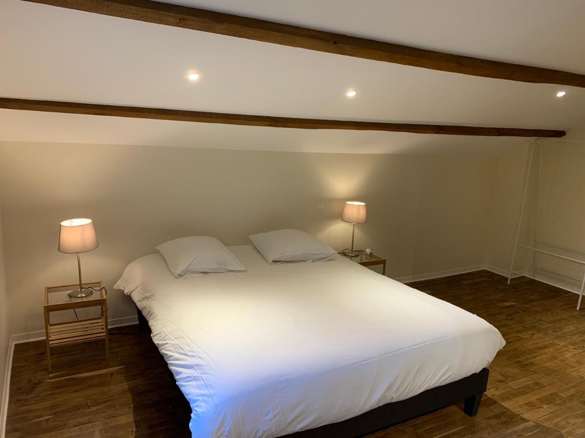 Domaine De La Sabliere Bed & Breakfast Thiviers Dış mekan fotoğraf